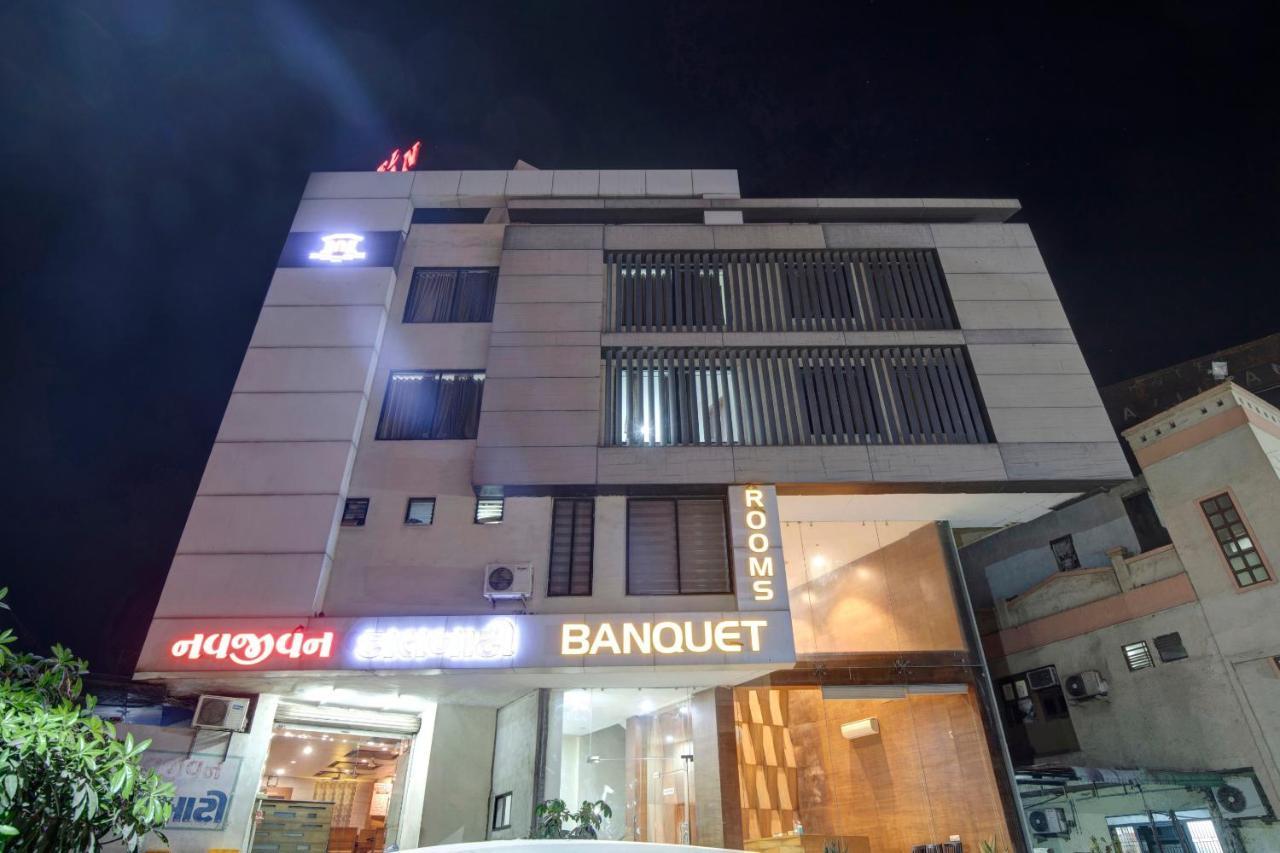 Hotel Navjivan Himatnagar Zewnętrze zdjęcie