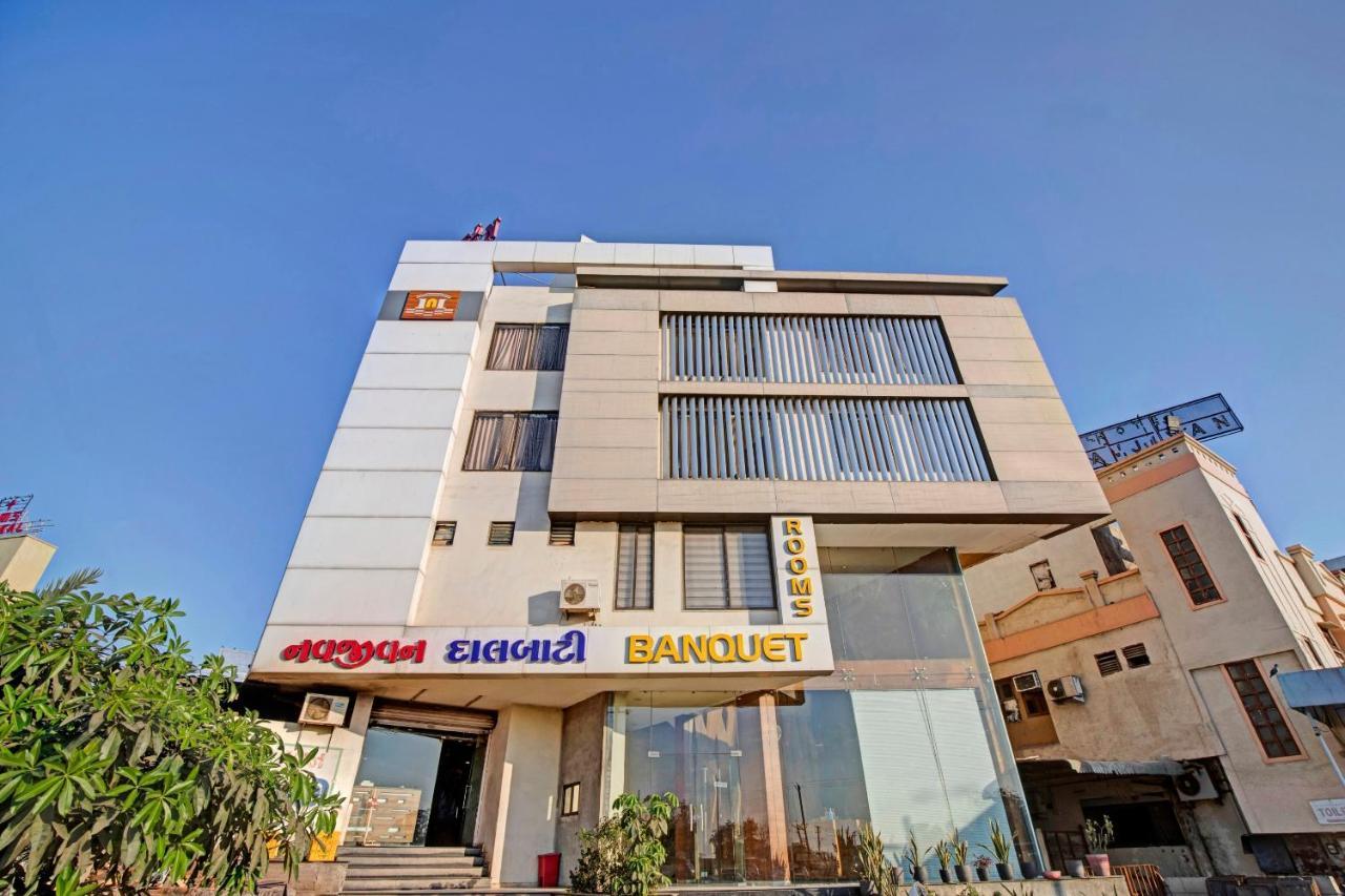 Hotel Navjivan Himatnagar Zewnętrze zdjęcie