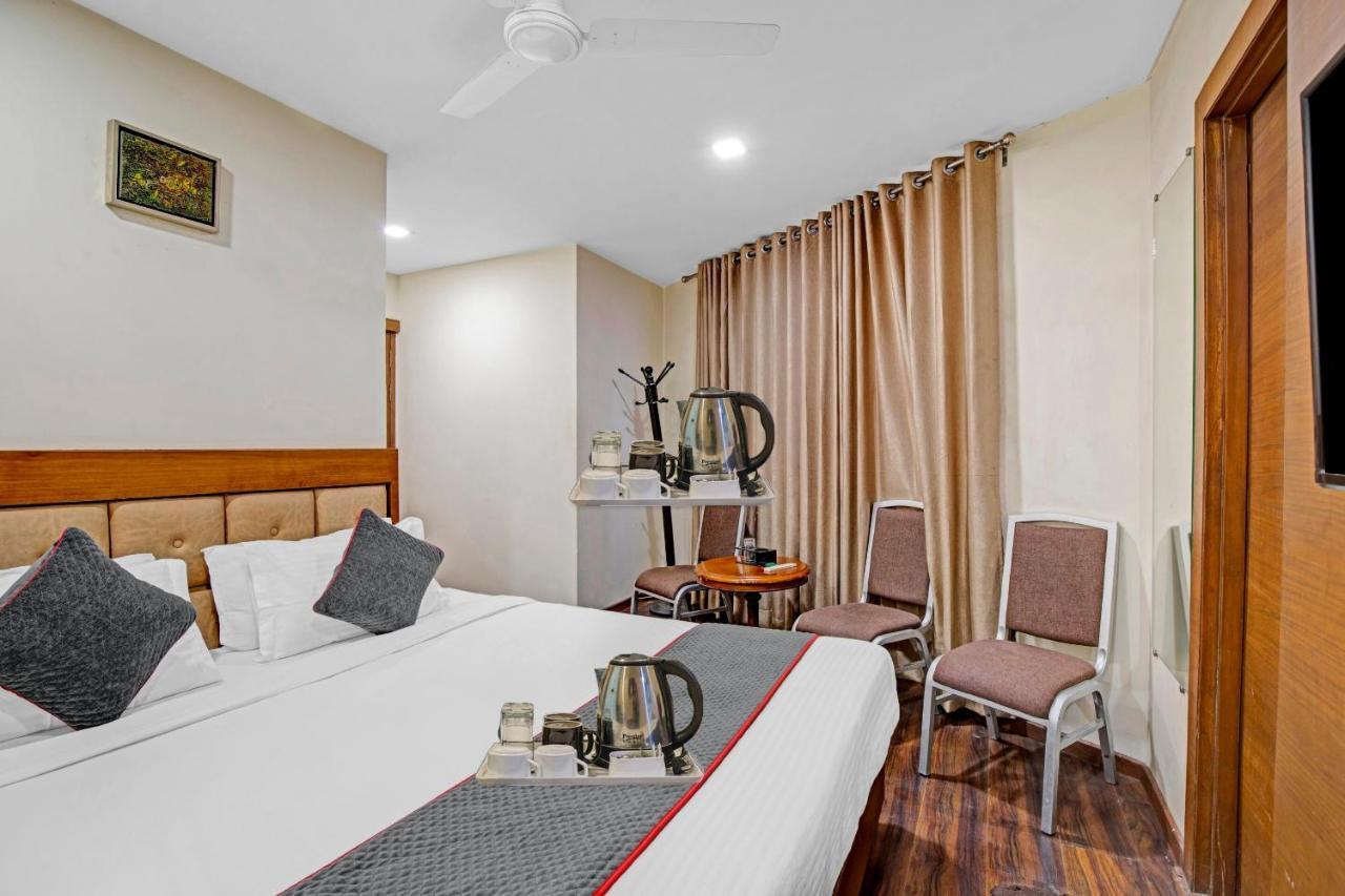 Hotel Navjivan Himatnagar Zewnętrze zdjęcie